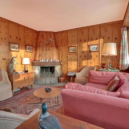 Apartment Arbalete 1er *